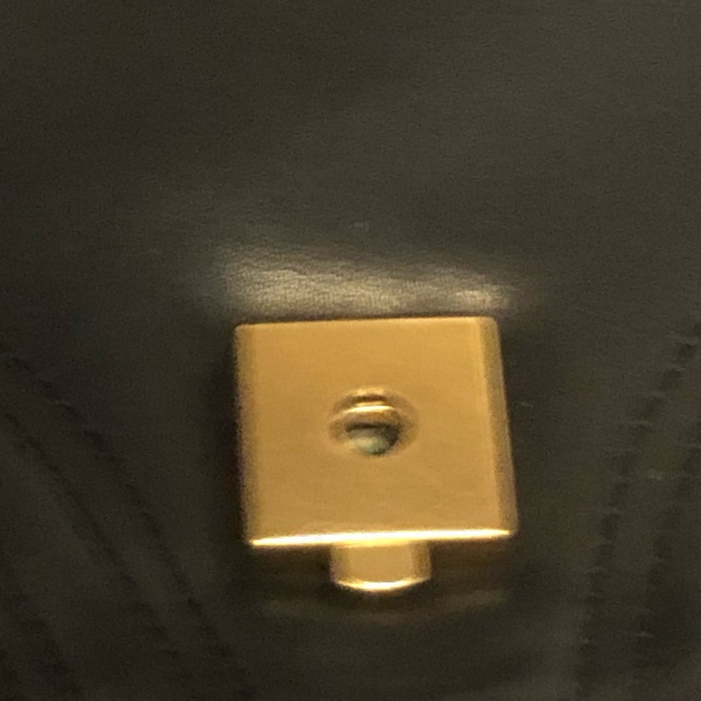 GUCCI Black Authentic Leather  Bag With Original Detachable Strap Like New - Picture 10 of 16